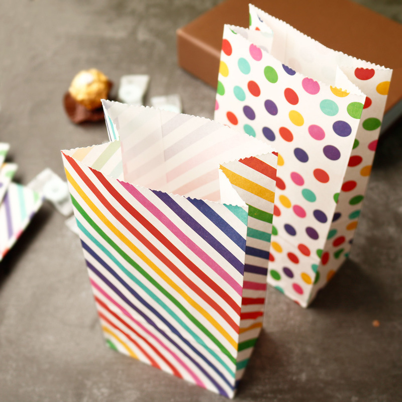 Small Paper Bags Rainbow Print - Wedding Event Supply 评论和价格