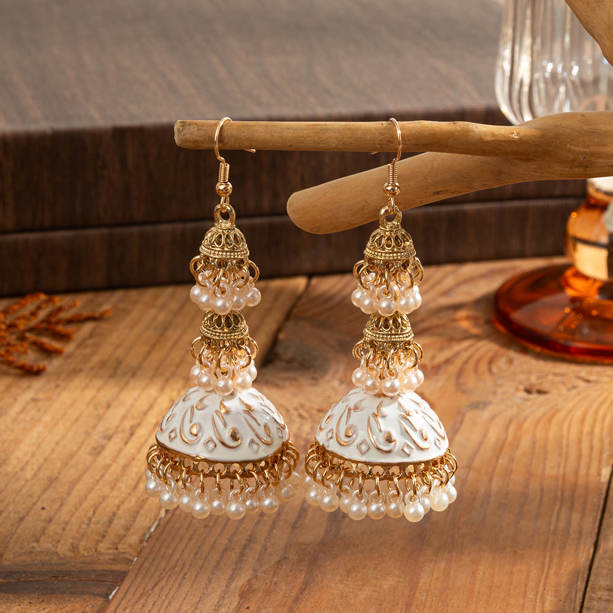 Retro Ethnic Gold Color Jhumka - Indian Wedding Supply 评论和价格