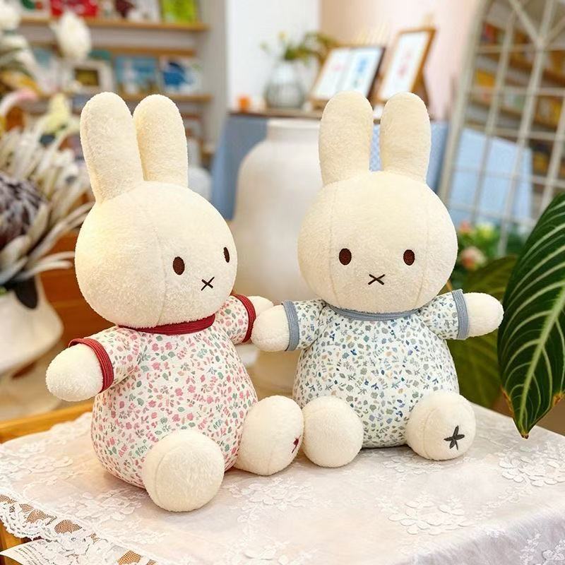 30cm Cute Miffy Rabbit Floral  - Good Floral & Wedding Decor Supply 评论和价格